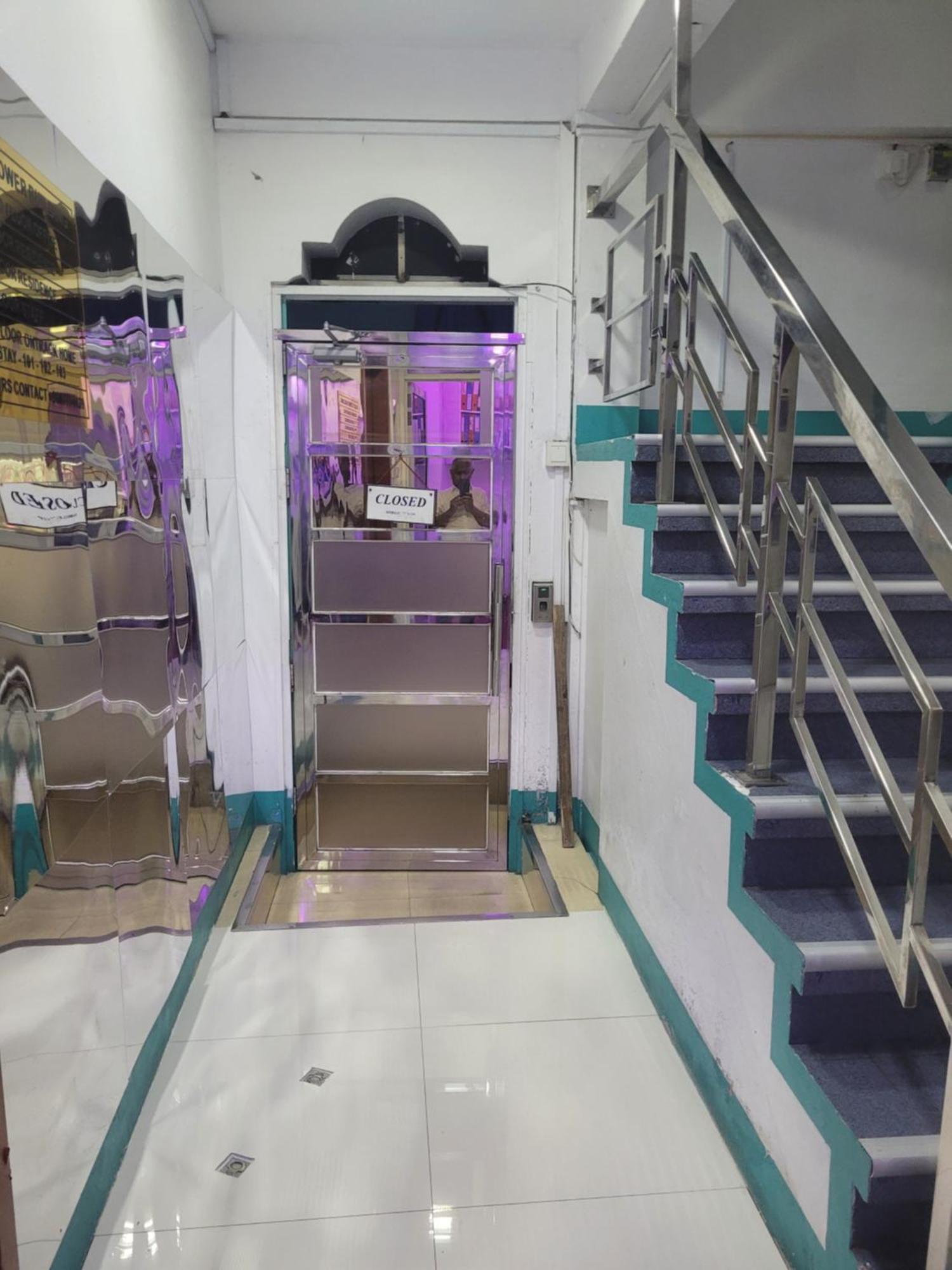 Ontrack Travel Transit Hotel ماليه المظهر الخارجي الصورة